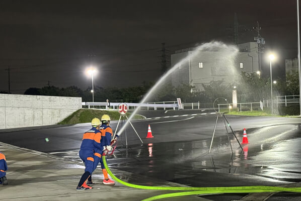 【写真】小型ポンプ操法大会のための訓練の様子-1